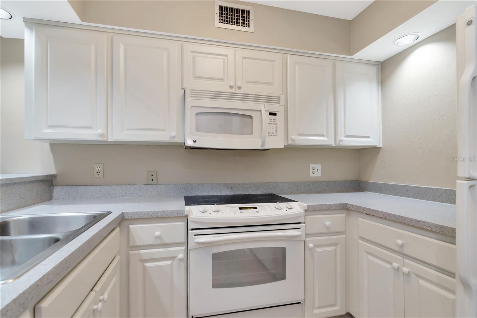4947 MILL Pond Rd #3104/3106 photo 5