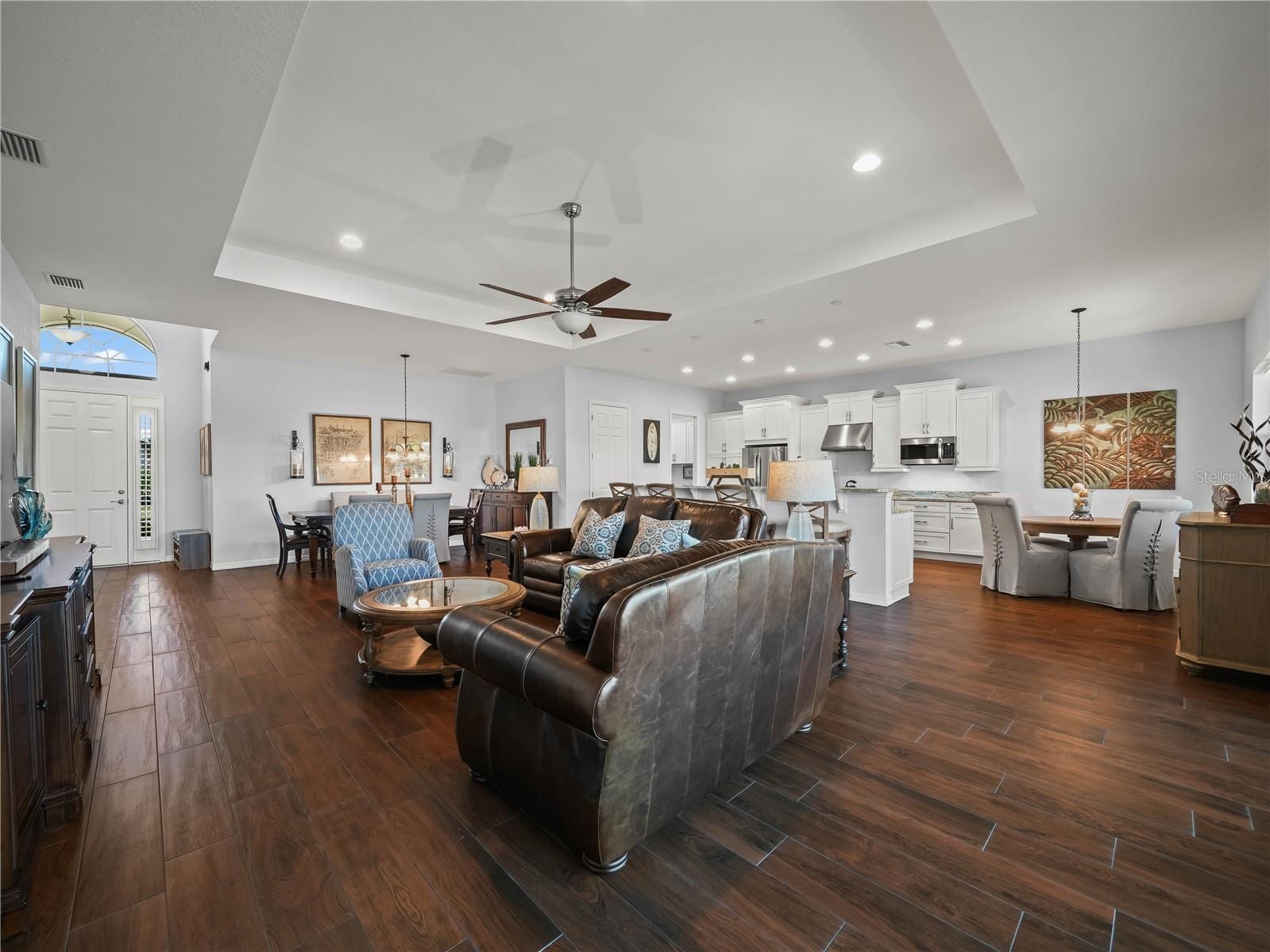 6216 Pinehurst Loop photo 4