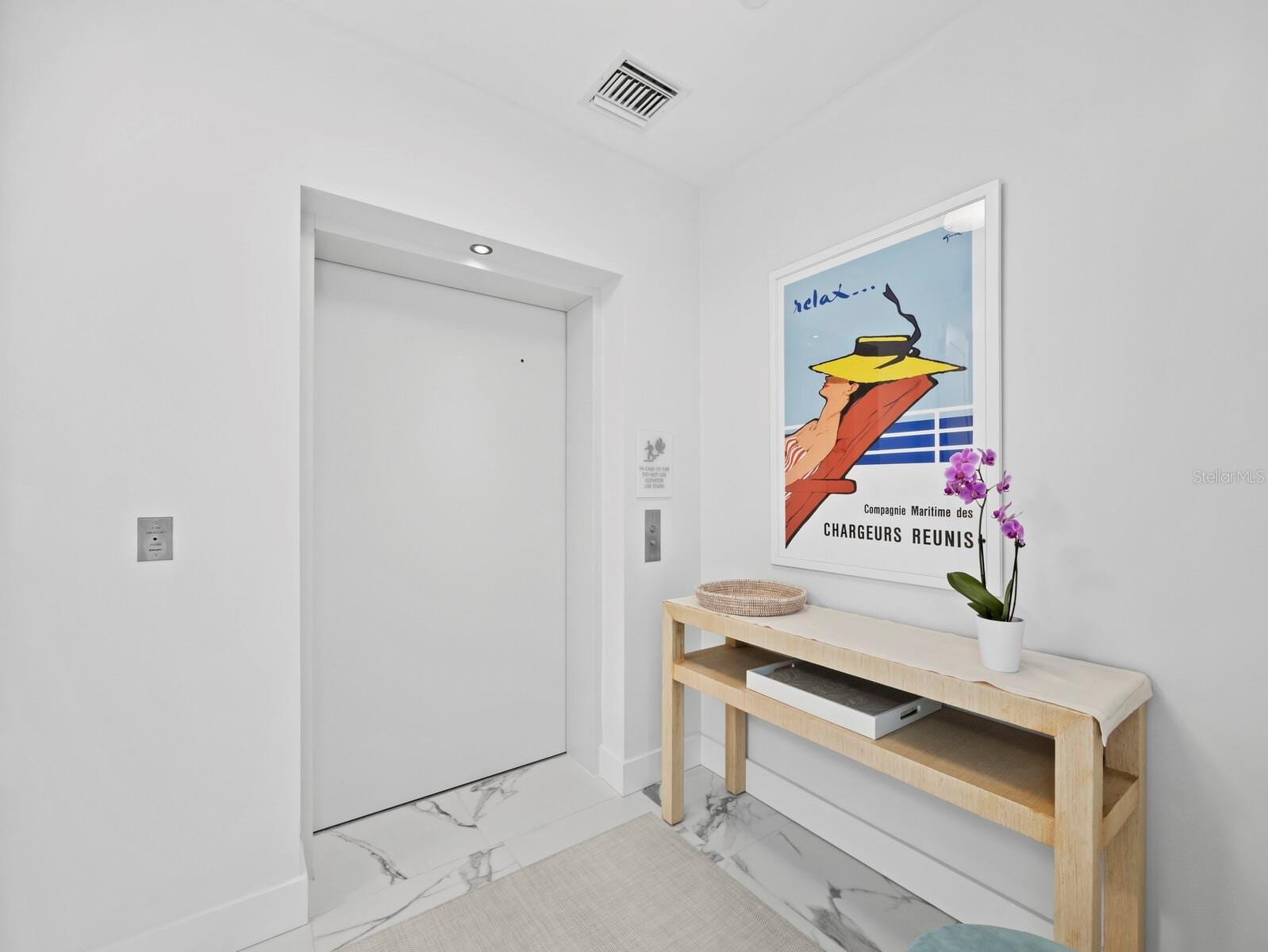 1155 N Gulfstream Ave #906 photo 3