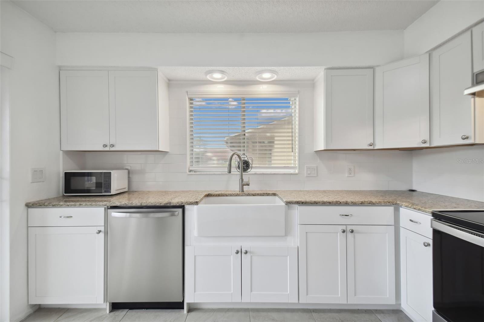 4028 Davit Dr #4028 photo 2