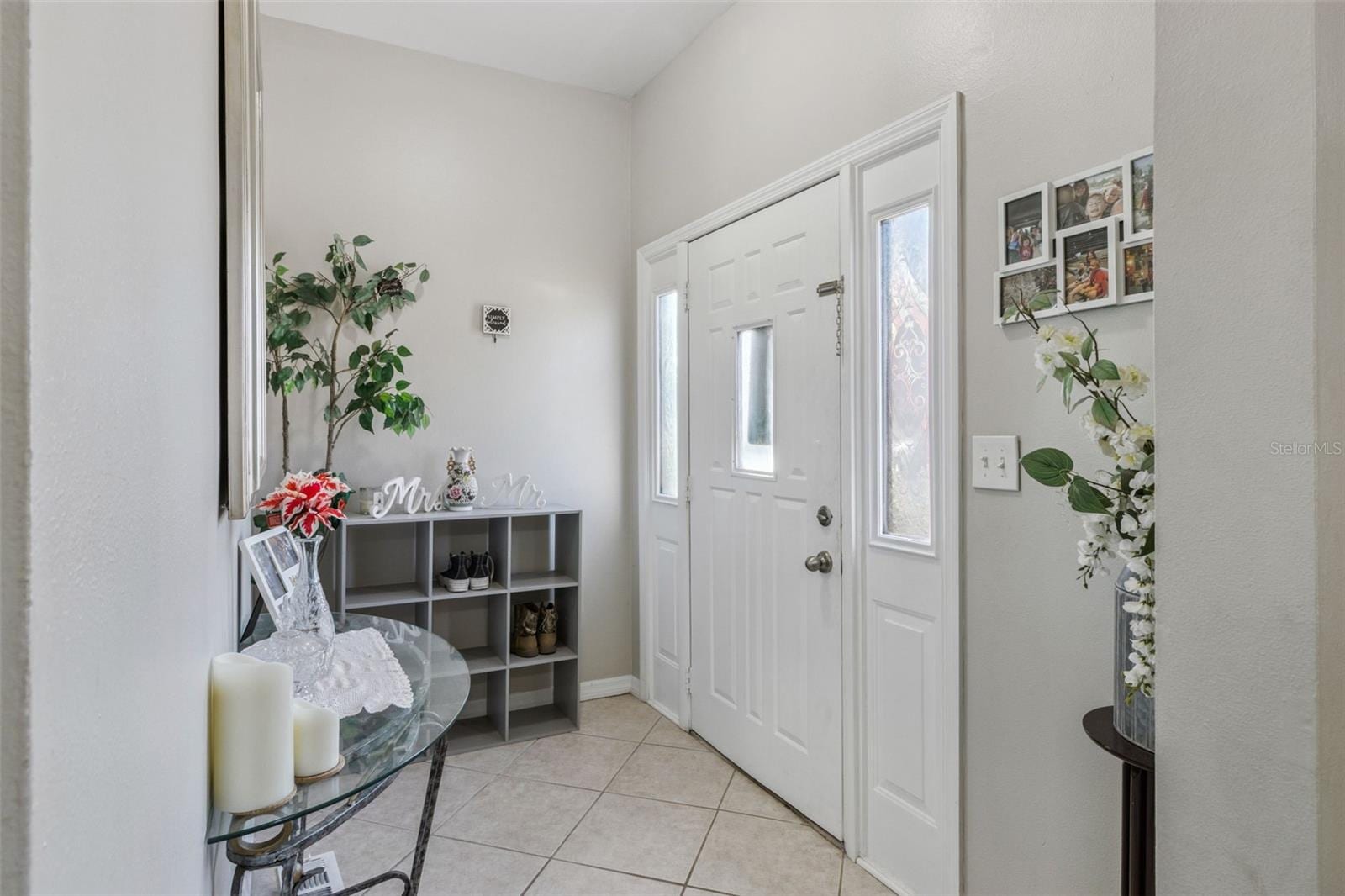 116 W Arborvitae Ln photo 3