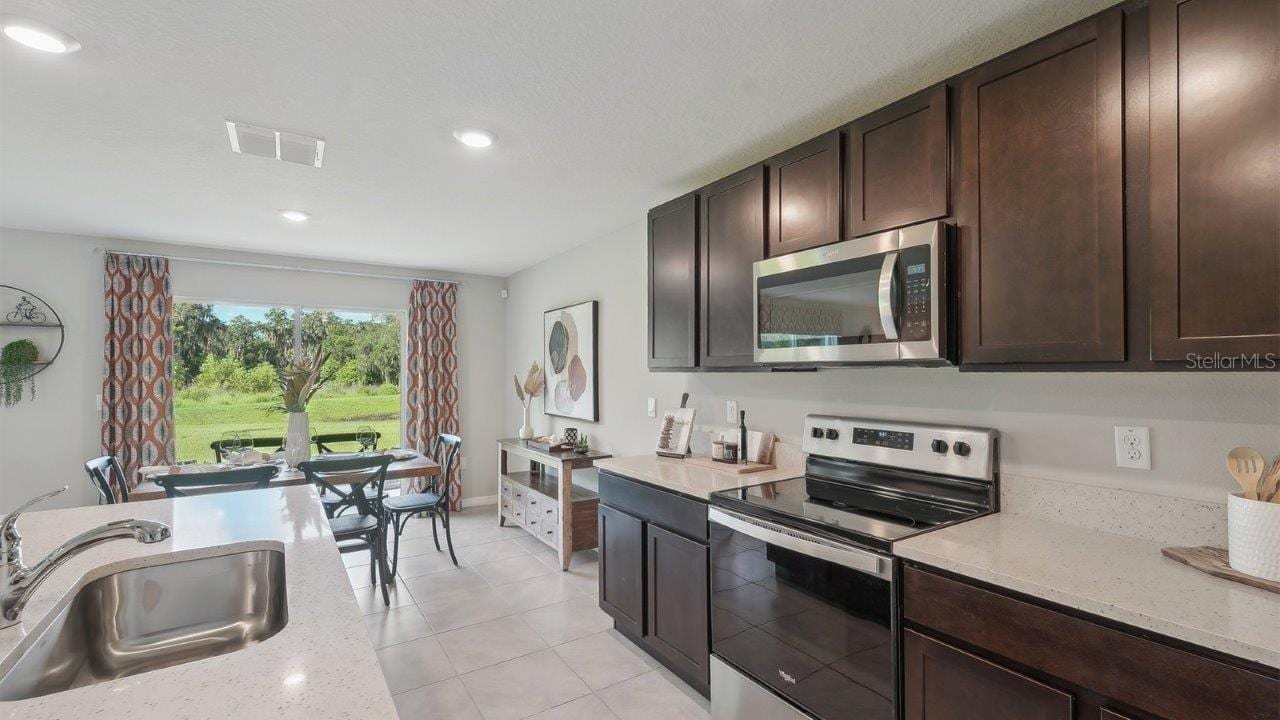 17563 Acorn Drop Rd photo 2