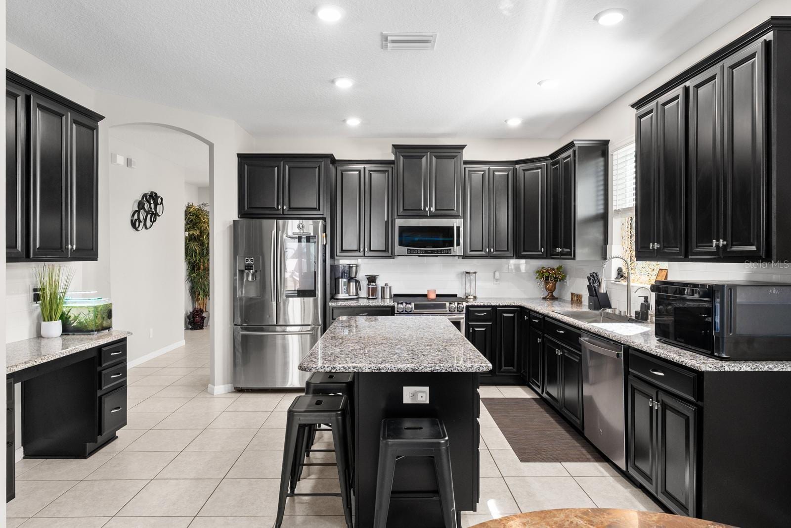 13577 Moosehead Cir photo 3