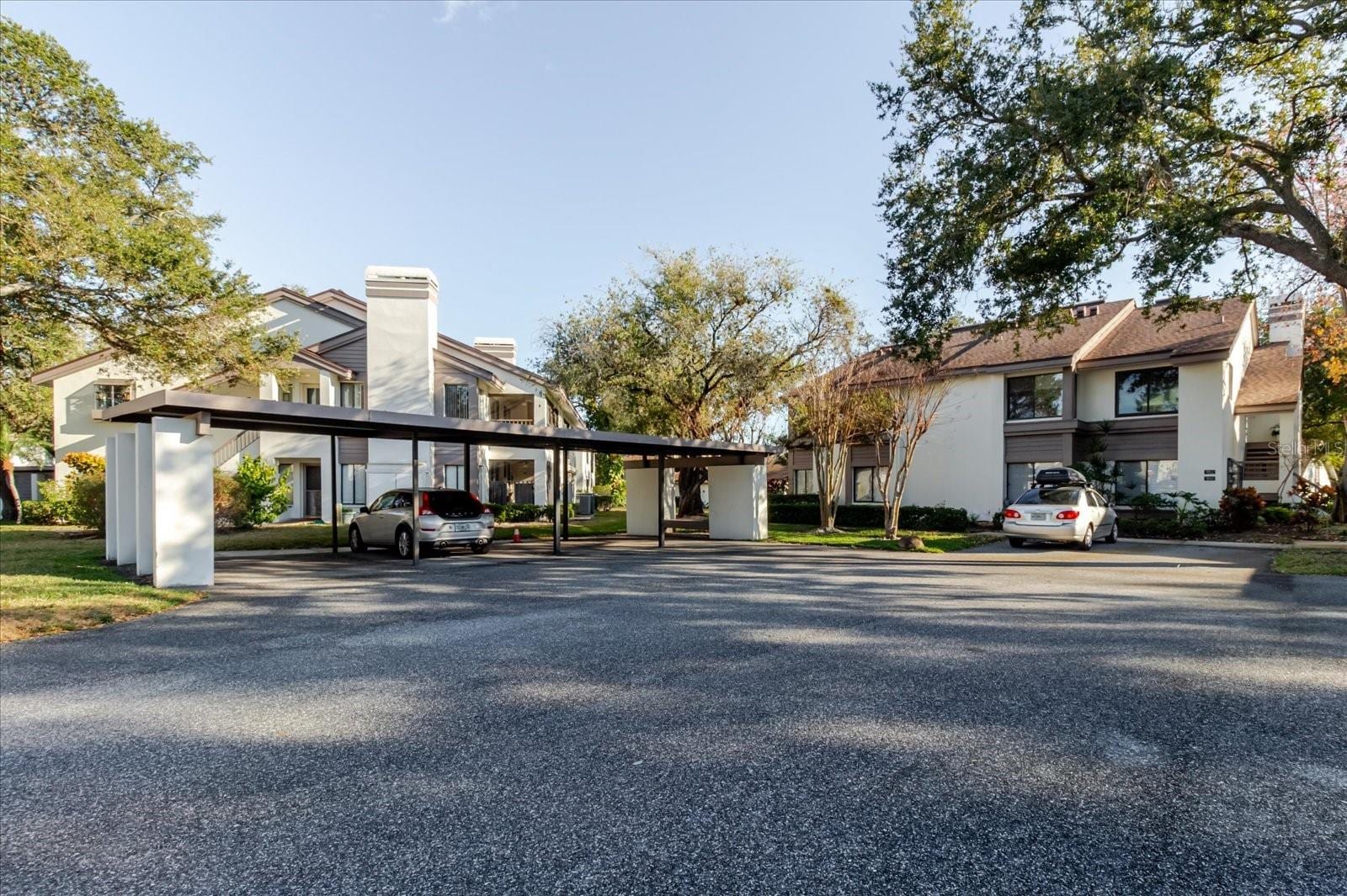 1852 Lake Cypress Dr #1852 photo 3