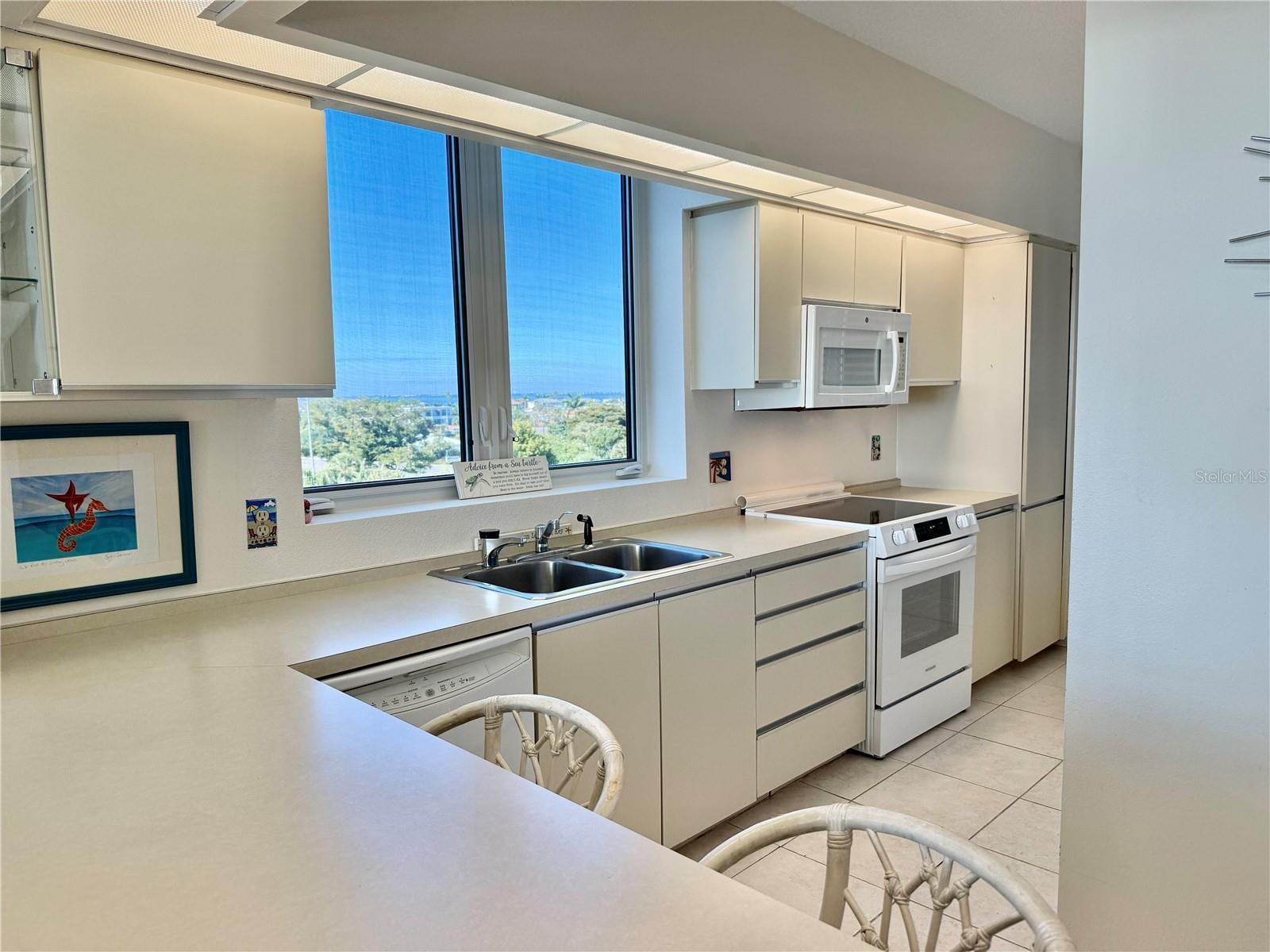 1105 Gulf Of Mexico Dr #401 photo 4