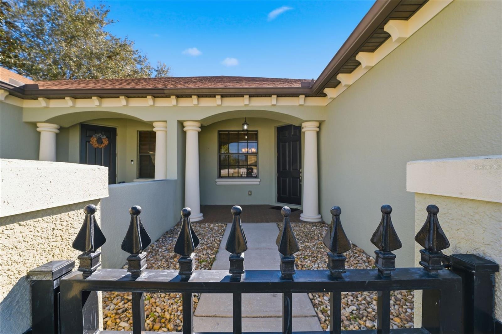 9255 Southern Charm Cir photo 3