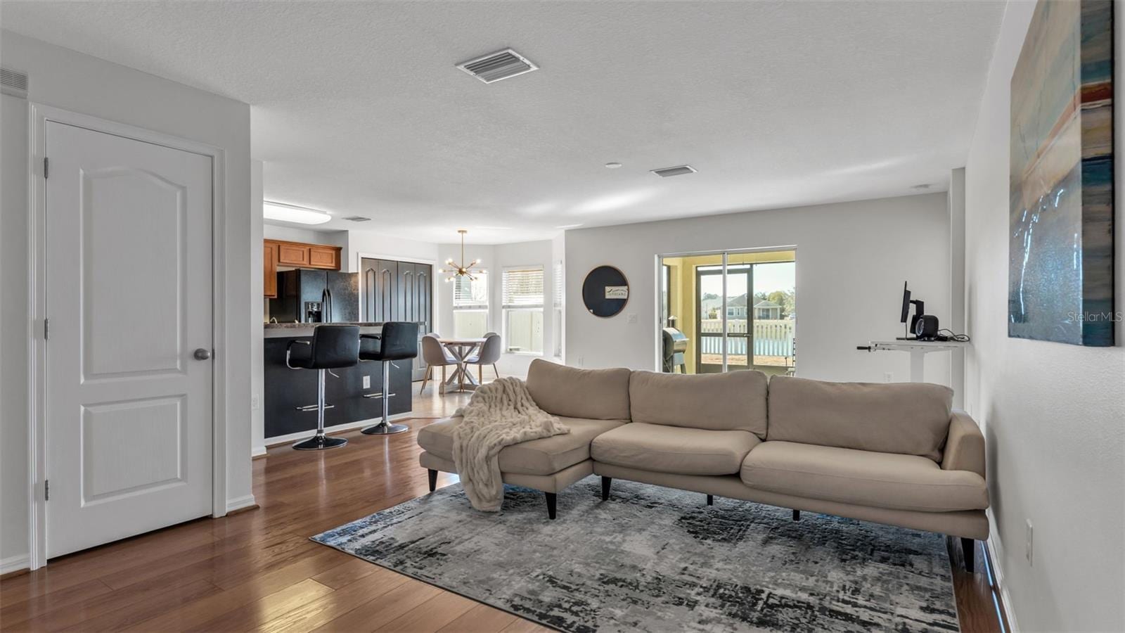 2447 Ladoga Dr photo 5