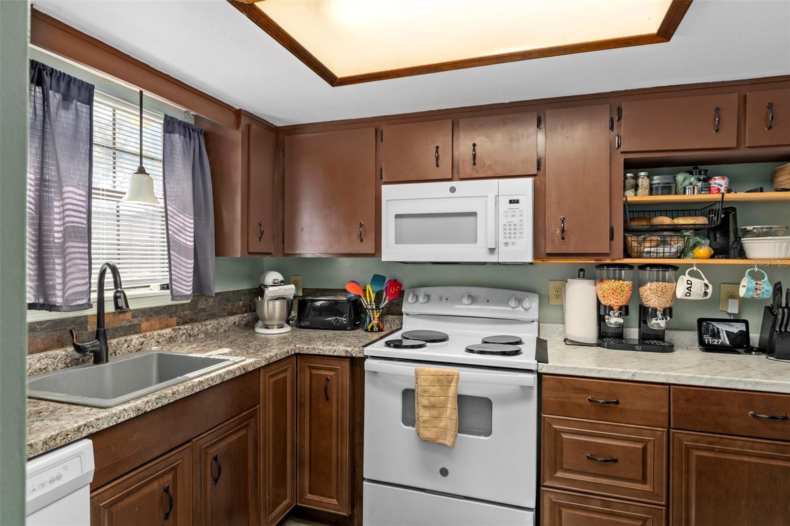 35077 Whispering Oaks Blvd photo 5