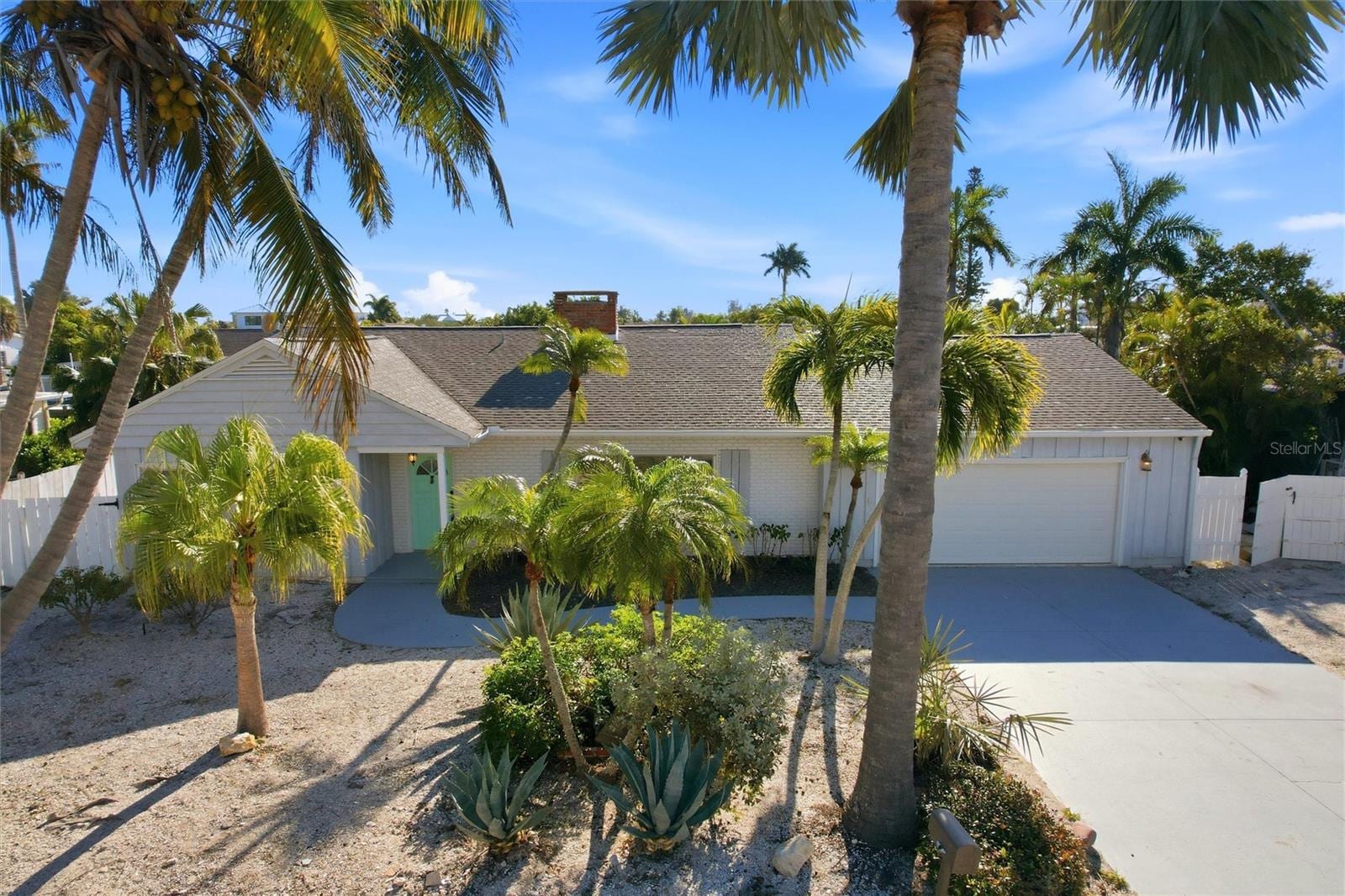 552 Juan Anasco Drive photo 5