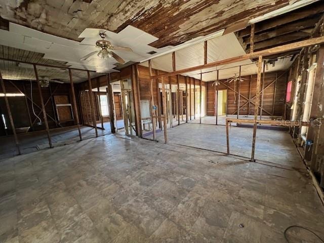611 W Broadway St photo 4