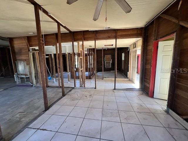 611 W Broadway St photo 5