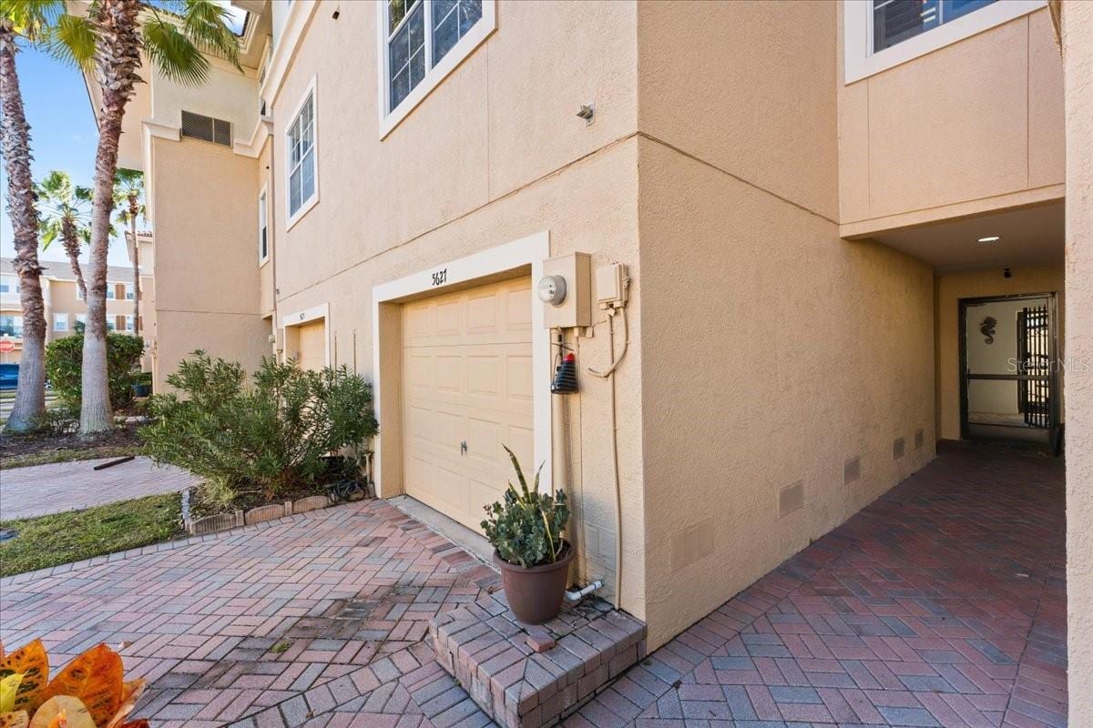 5627 Red Snapper CT photo 3
