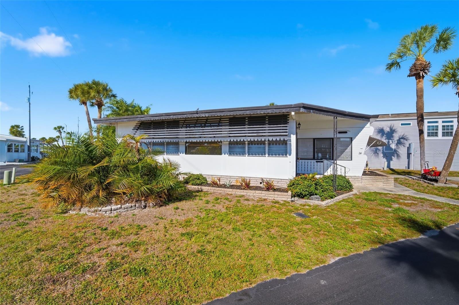 4851 W Gandy Blvd #B4L24 photo 3