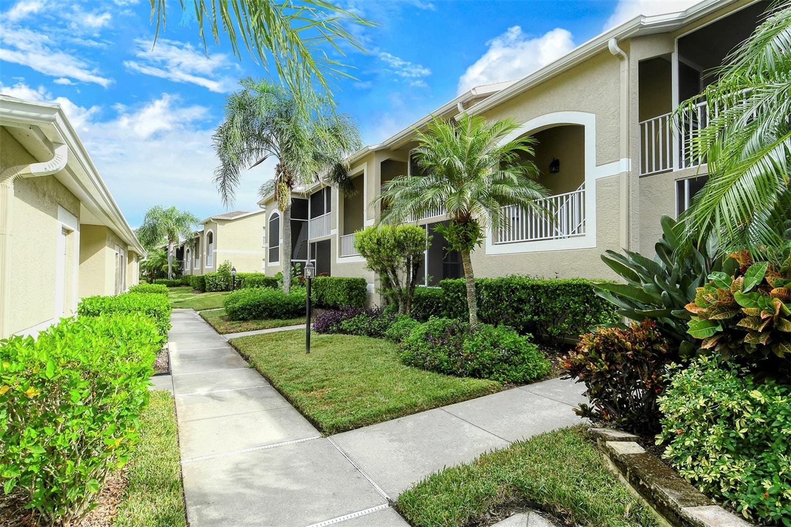5221 Mahogany Run Ave #223 photo 2