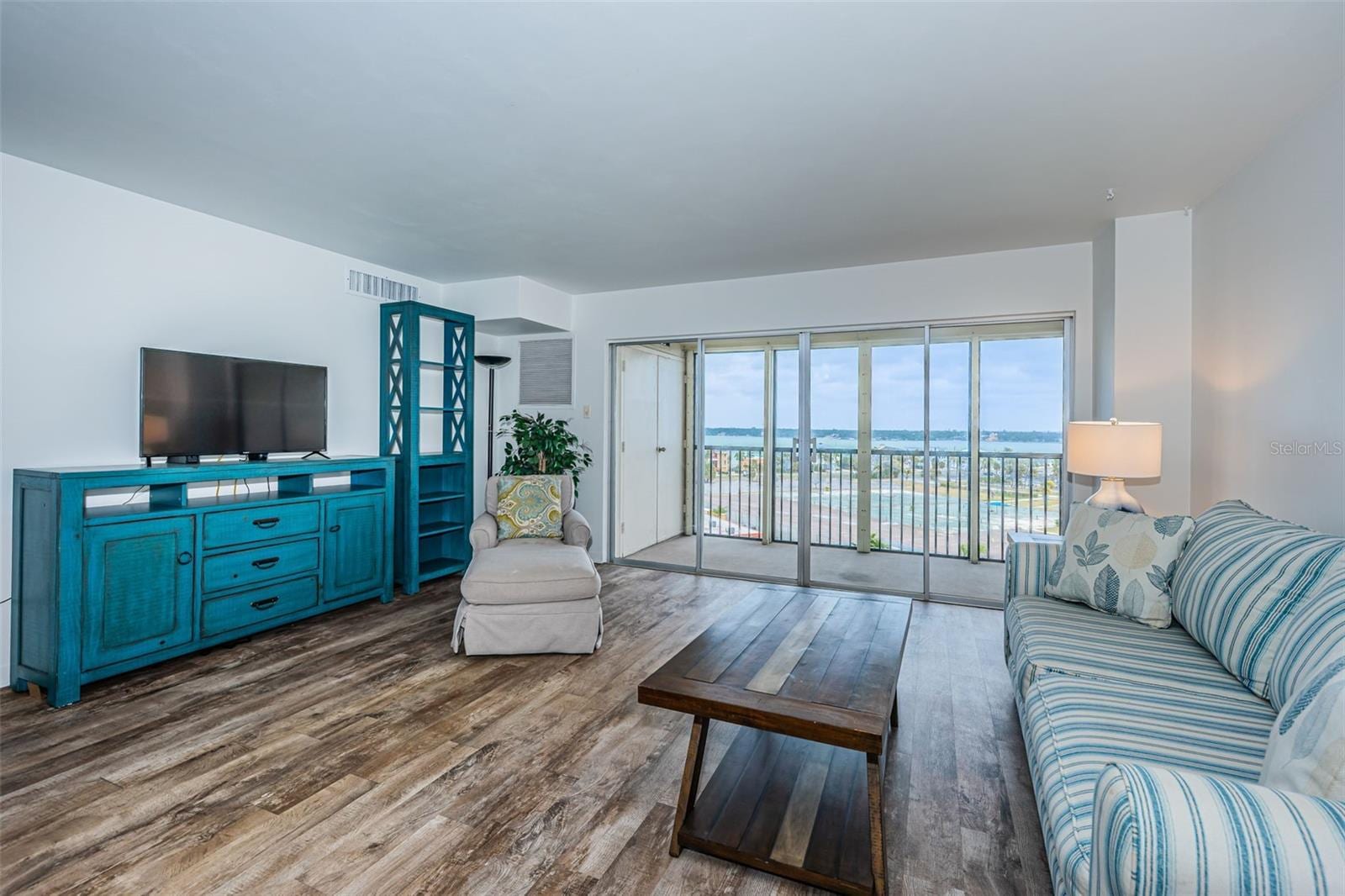 10355 Paradise Blvd #711 photo 5