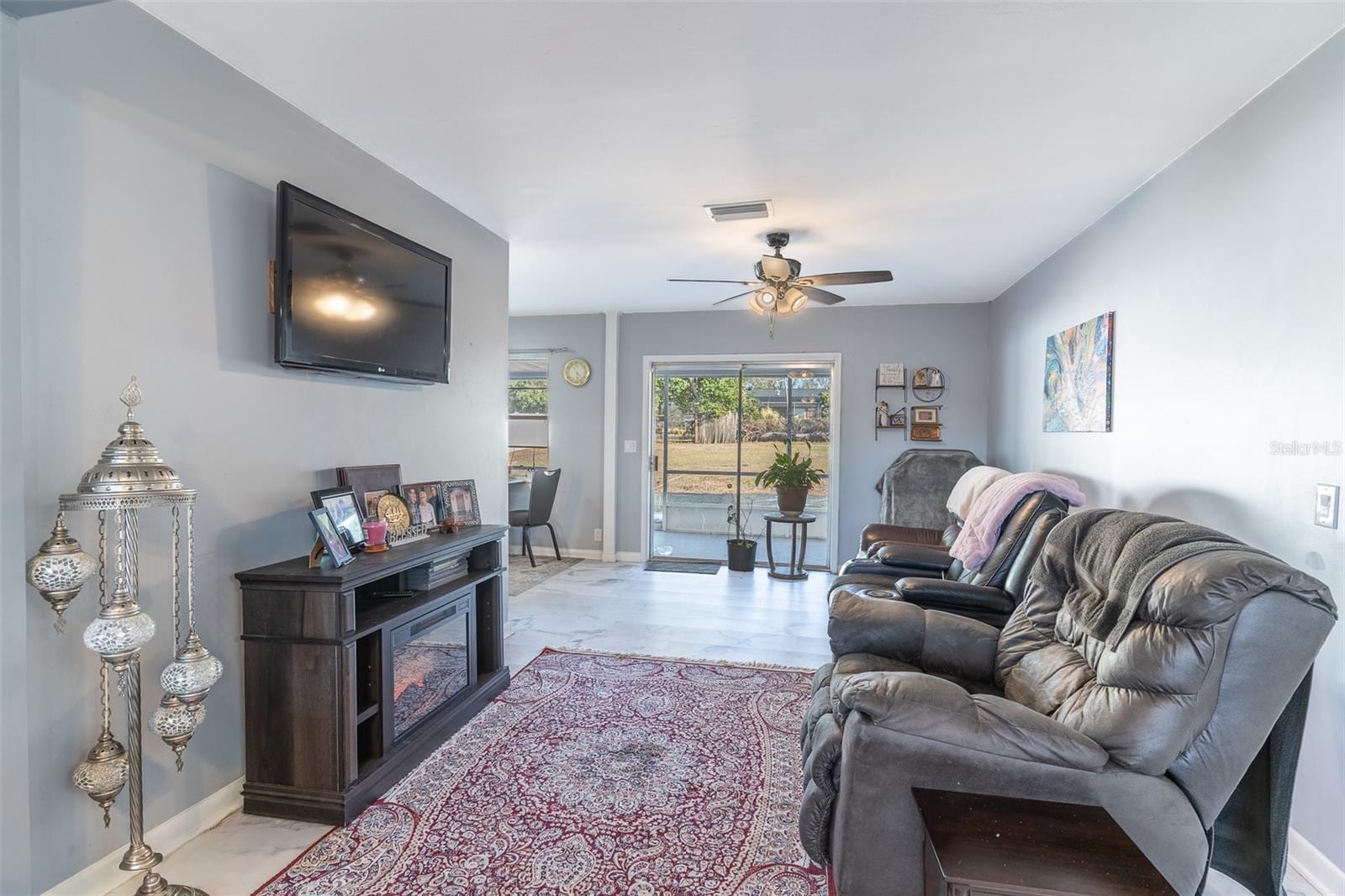 250 Volusia Dr photo 3