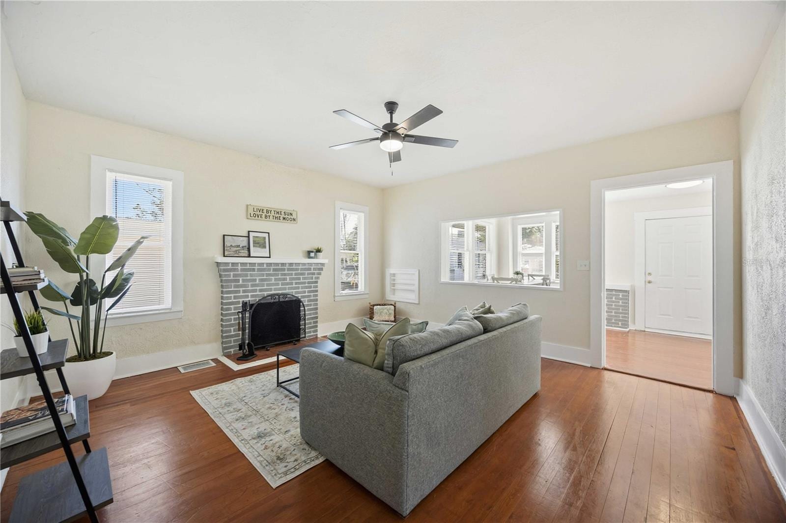 2710 3rd Ave W photo 4