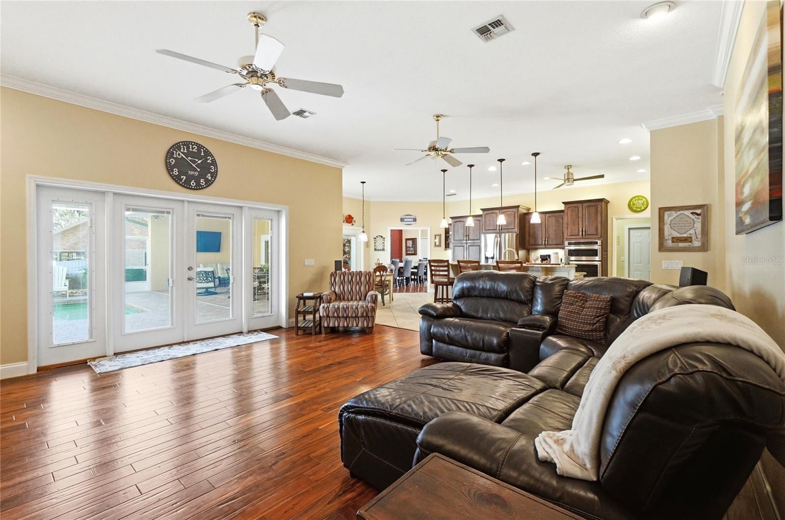 7527 Folk Way photo 5