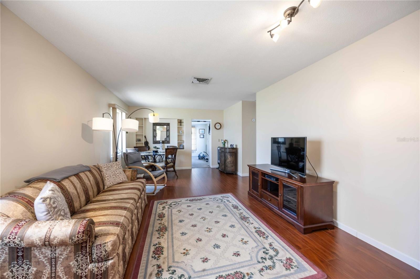 6118 Coral Way photo 3
