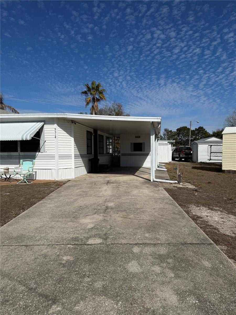 9514 Black Bear Dr photo 2