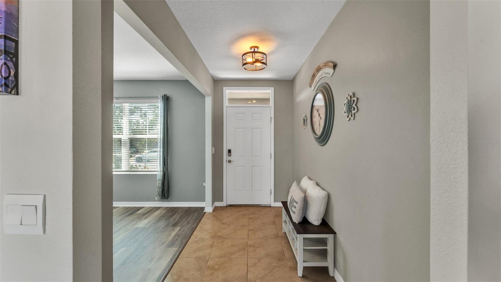 209 Sofia Ln photo 5