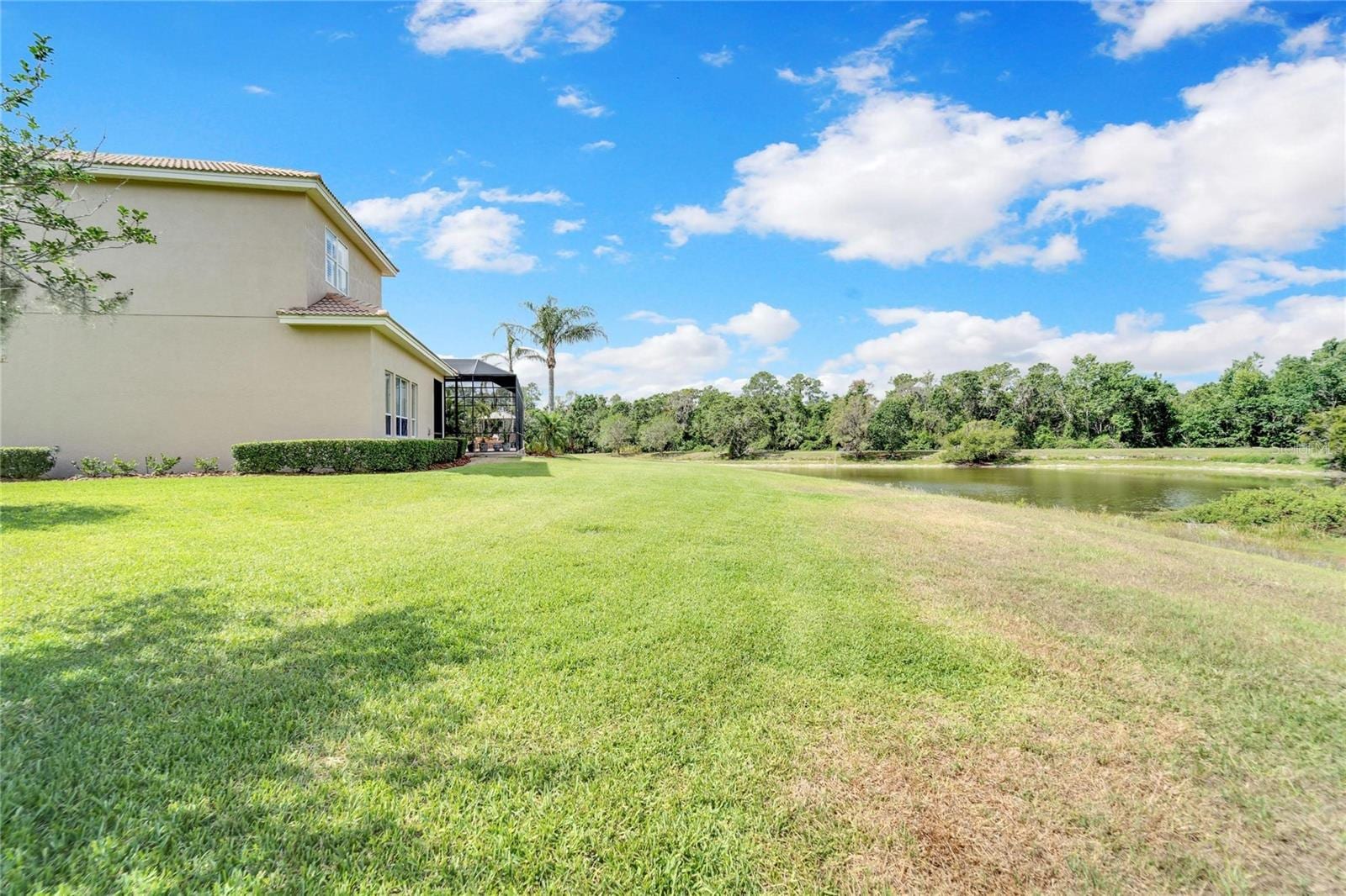 15101 Kestrelglen Way photo 4