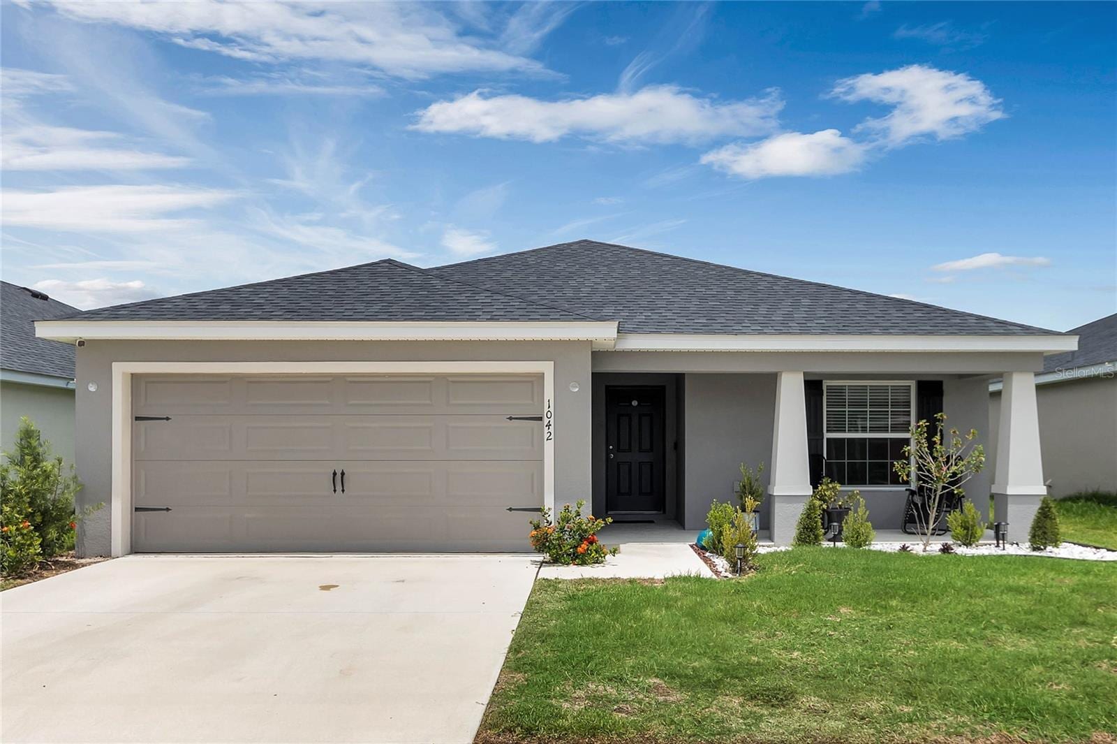 1042 Corso Dr photo 2