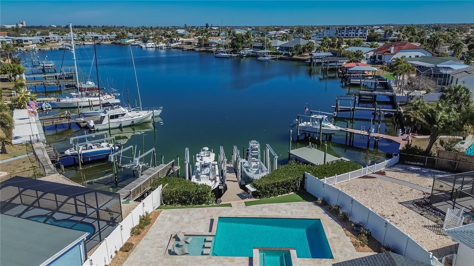 6404 Lake Sunrise Dr photo 3