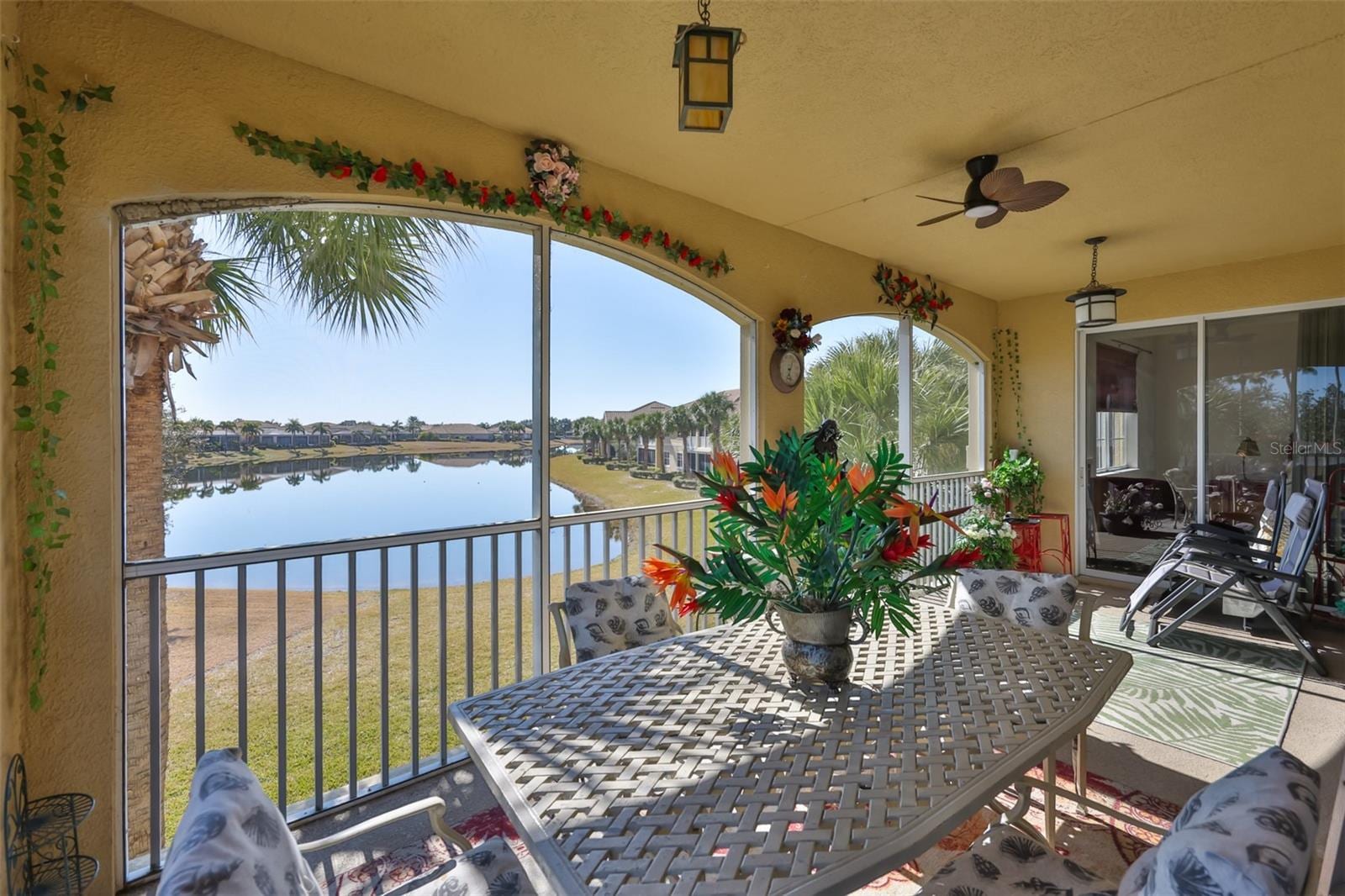 2207 S Pebble Beach Blvd photo 3