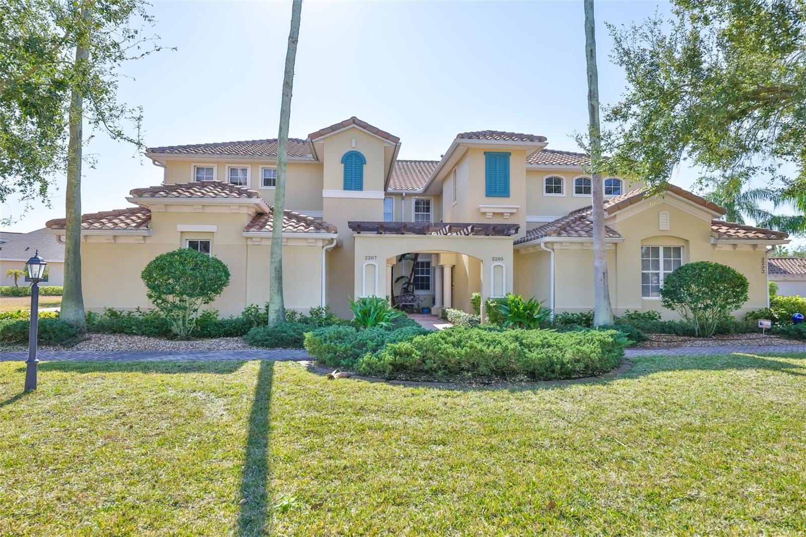 2207 S Pebble Beach Blvd photo 4