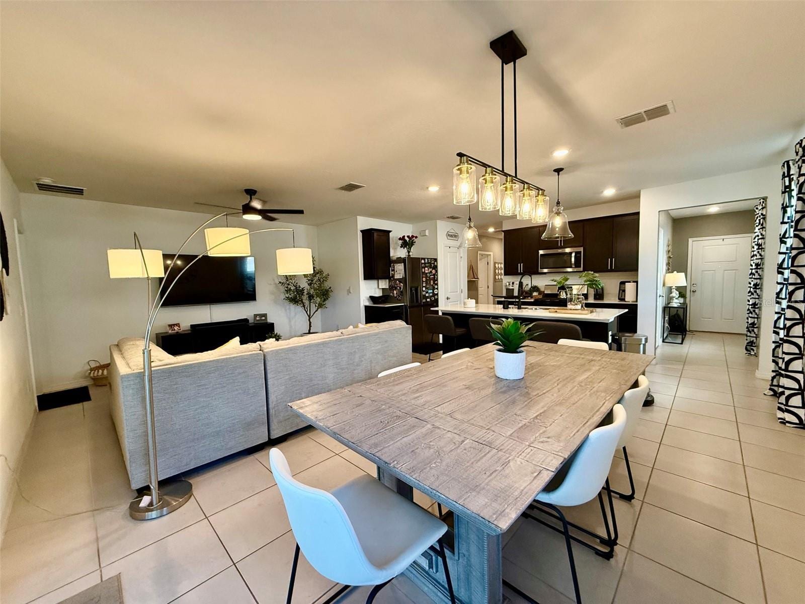 20873 Drake Elm Dr photo 3