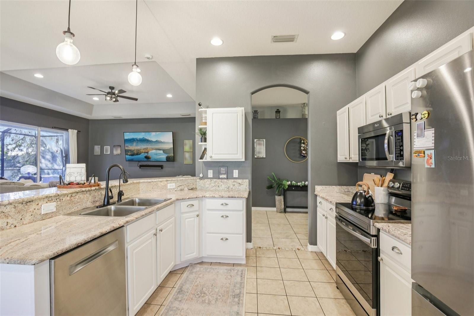 8348 47th Street Cir E photo 3