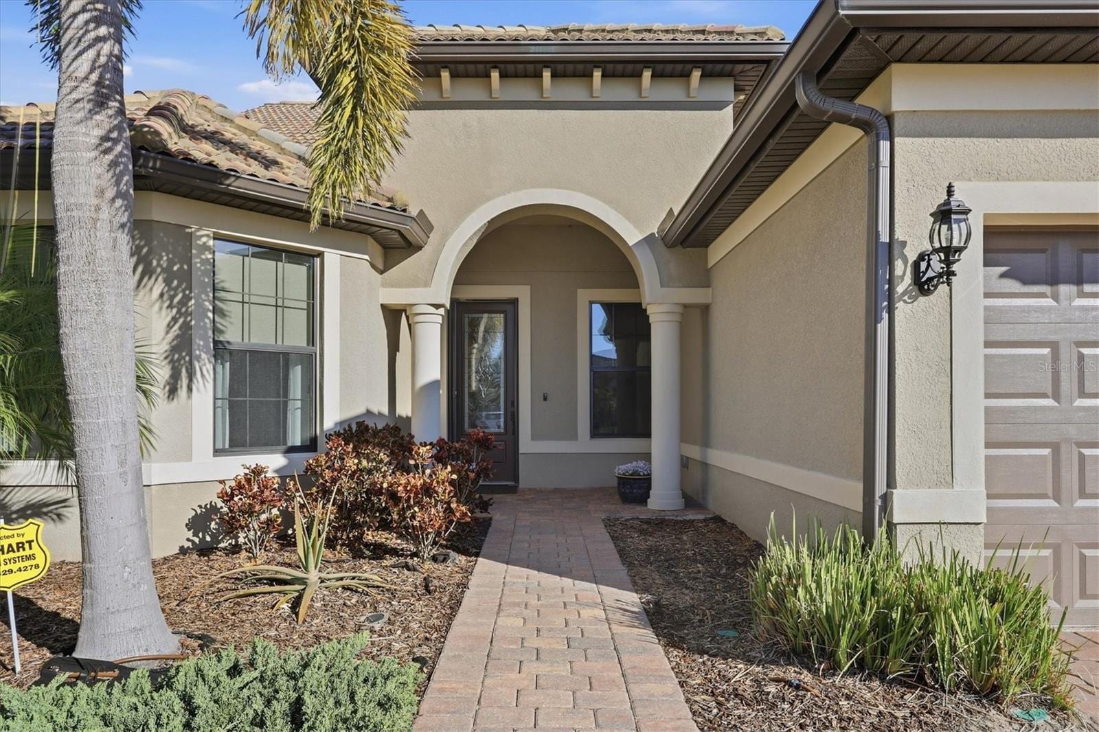 17203 Corinna Pl photo 4