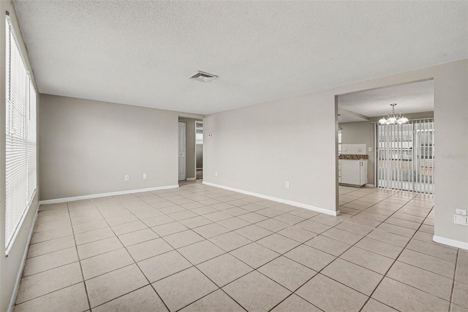 7224 Ingleside Dr photo 5
