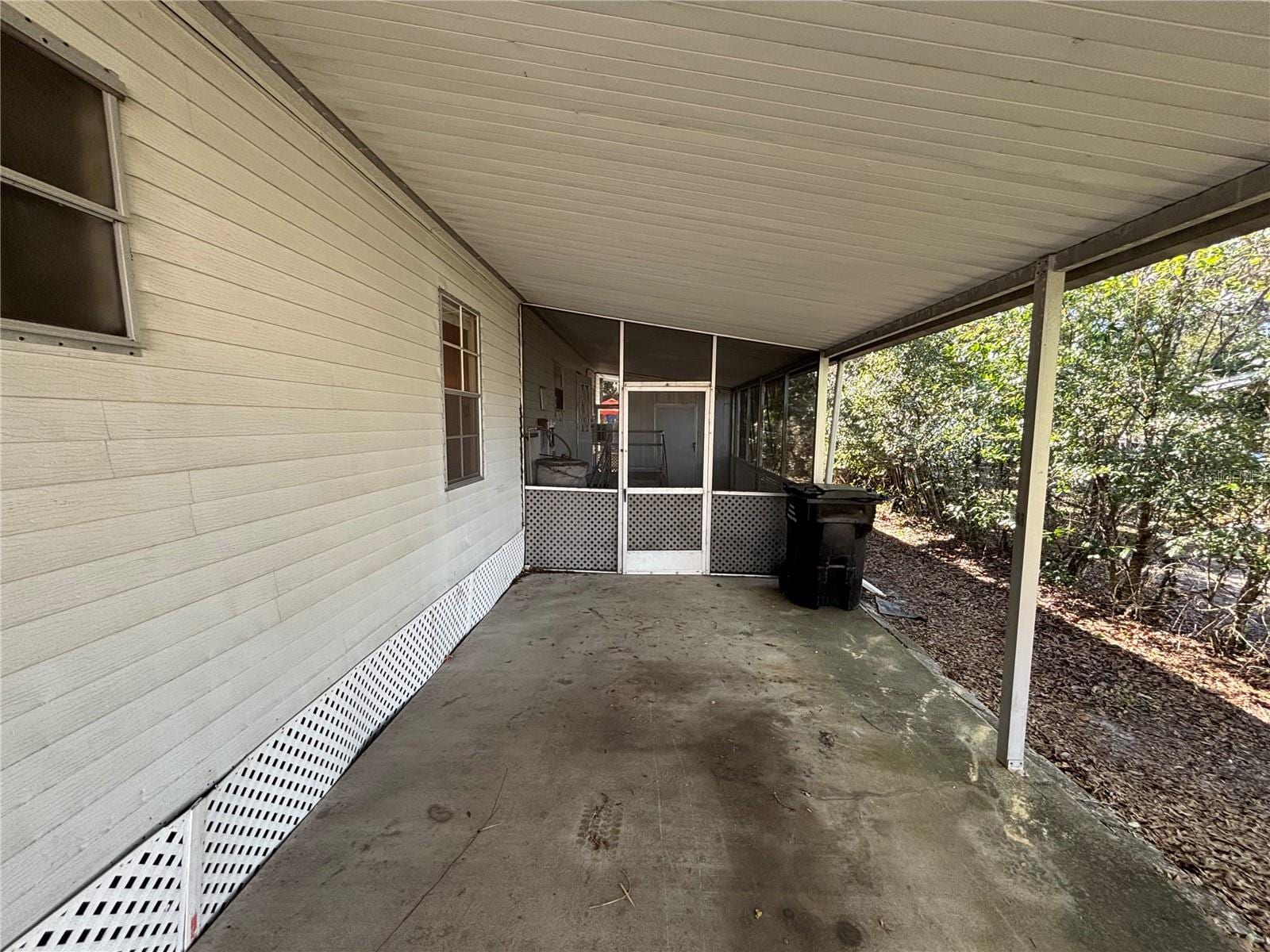 9244 Ogalala St photo 2