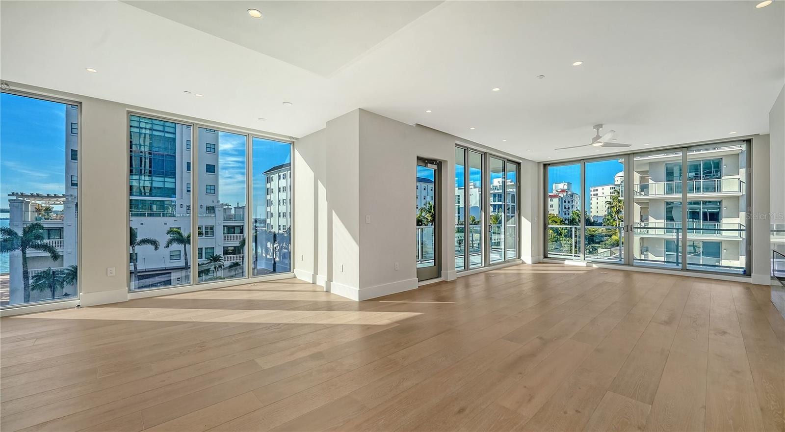 223 Golden Gate Pt #302 photo 4
