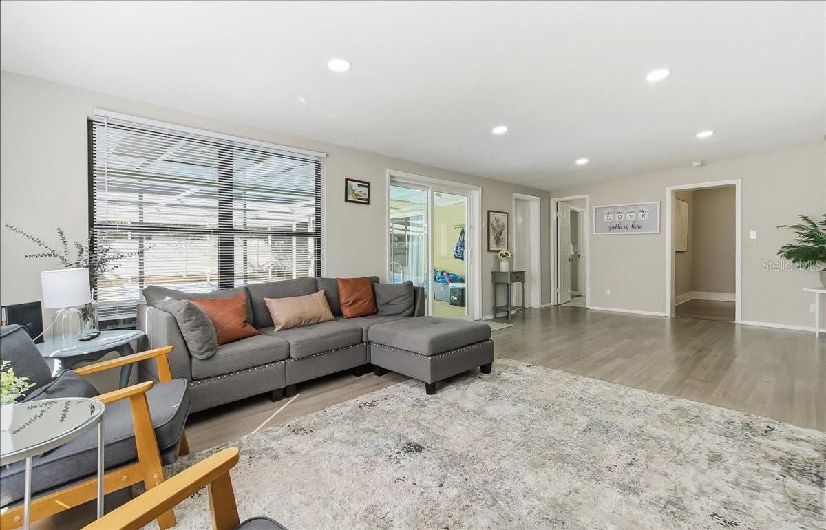 305 N Conrad Ave photo 3