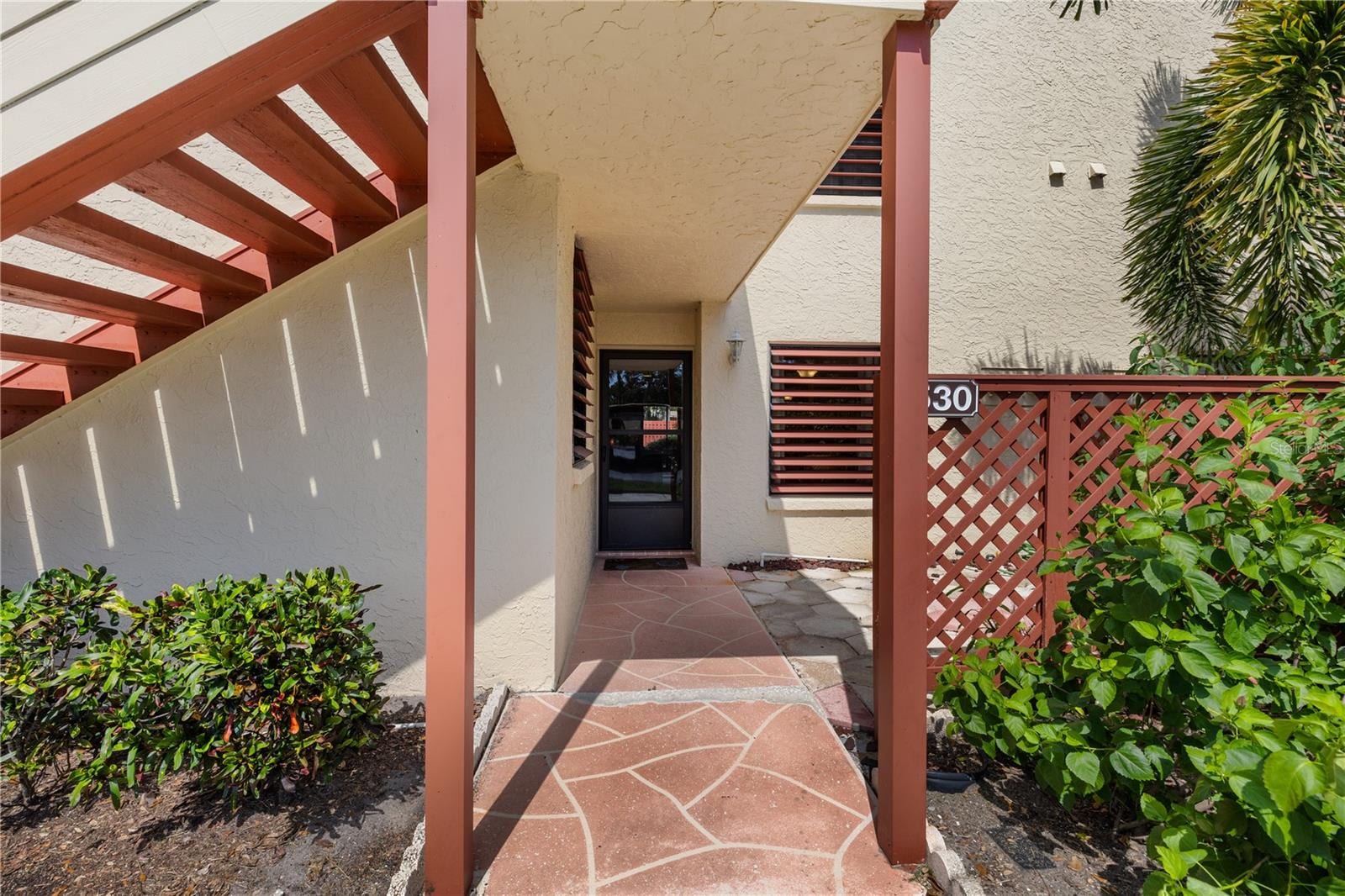 530 Spring Lakes Blvd photo 2