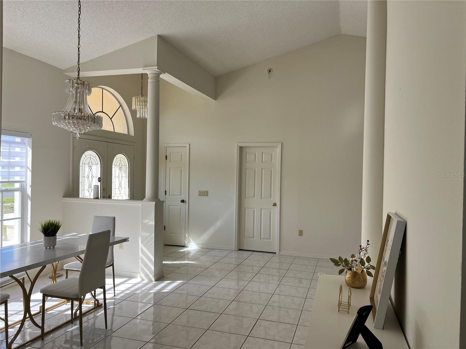 14189 Cornewall Ln photo 5