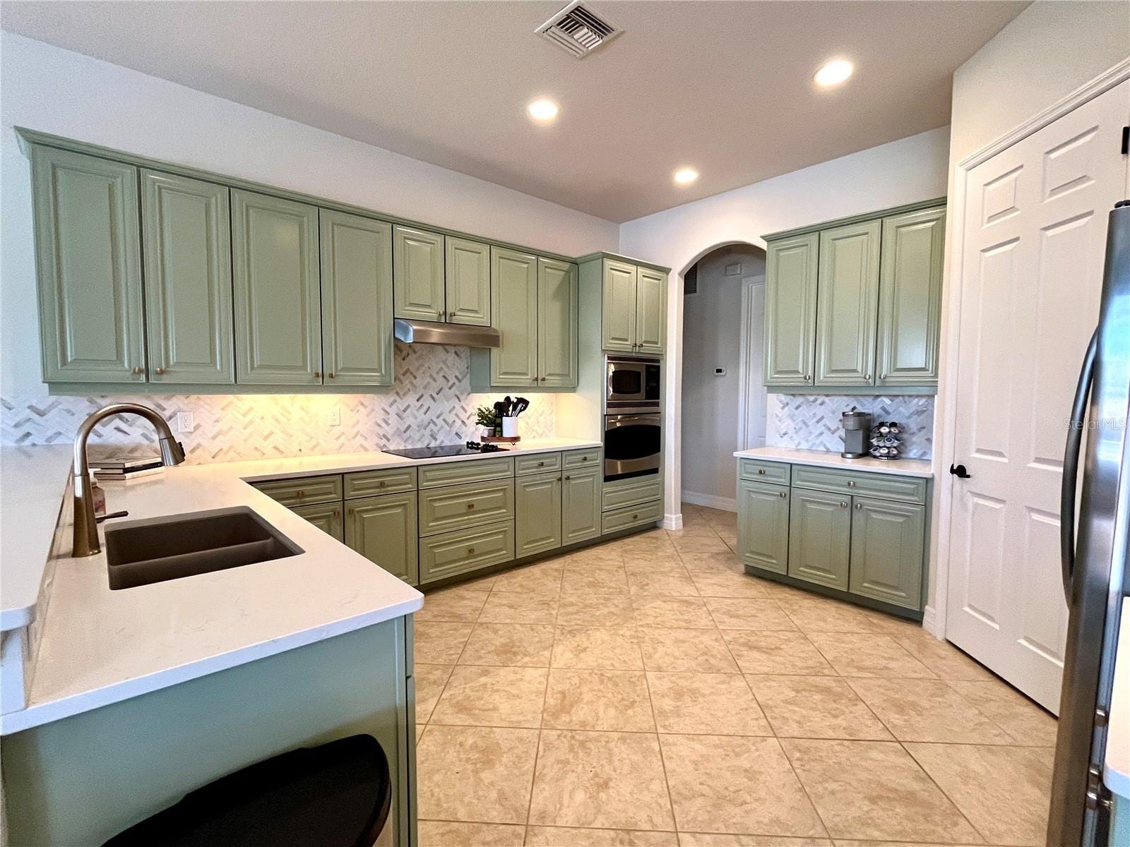 7709 River Preserve Dr photo 3