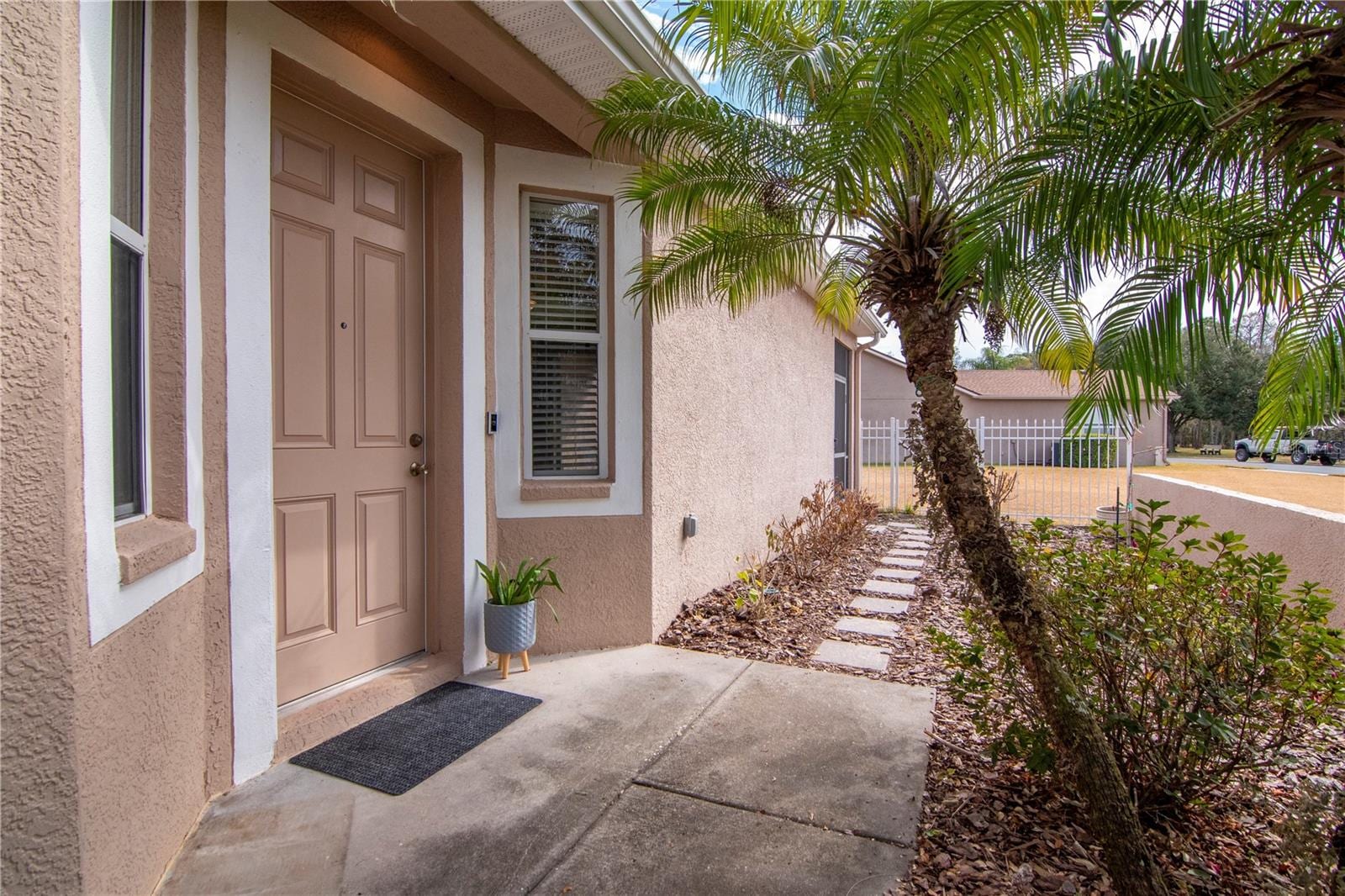 21433 Diamonte Dr photo 4
