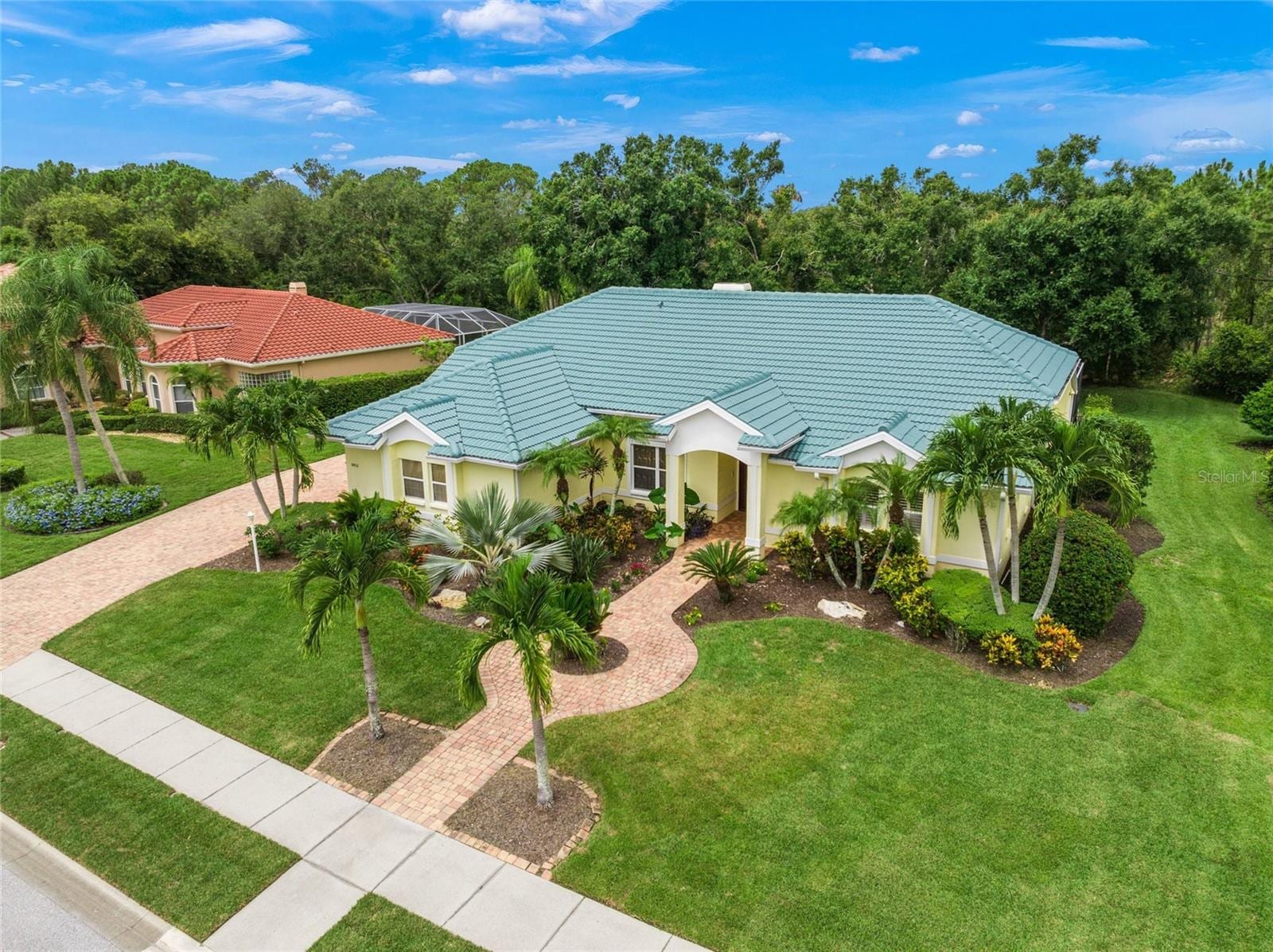 8452 Eagle Preserve Way photo 5