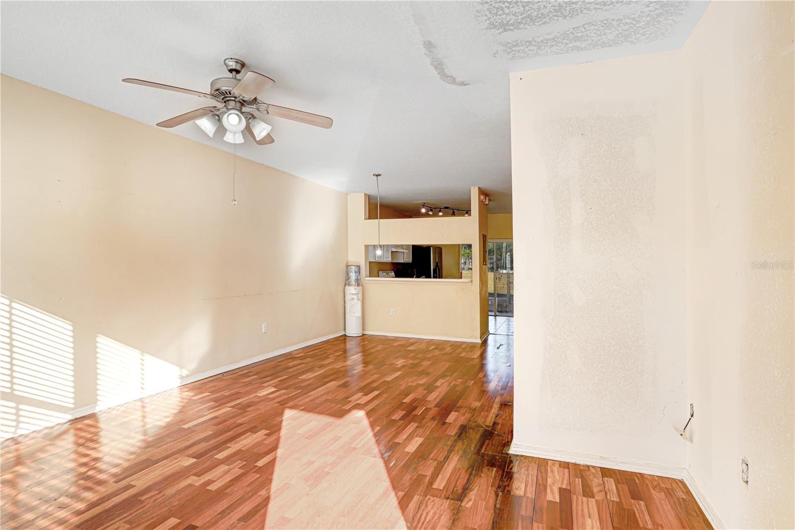 2339 Lake Woodberry Cir photo 2