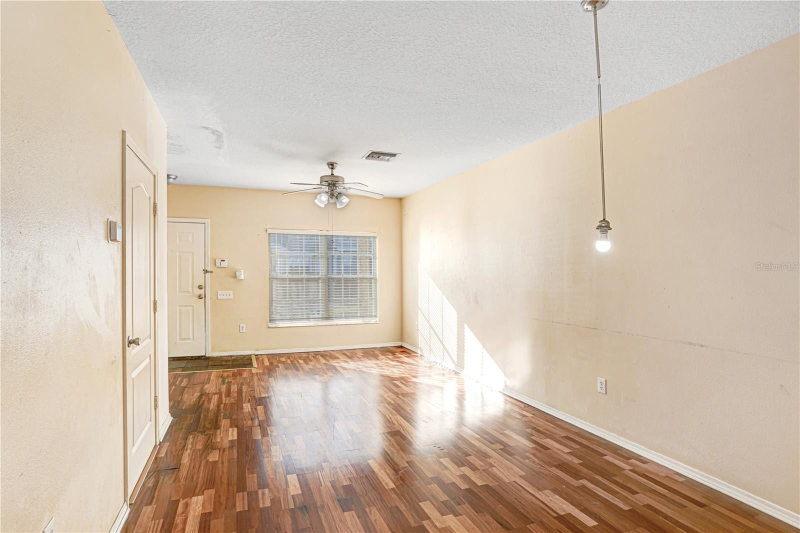 2339 Lake Woodberry Cir photo 4
