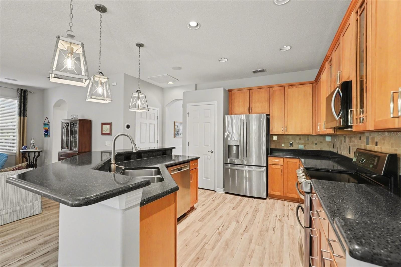 11201 Green Park Cir photo 4