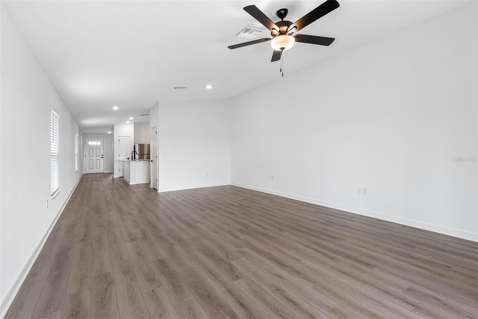12249 Shafton Rd photo 5