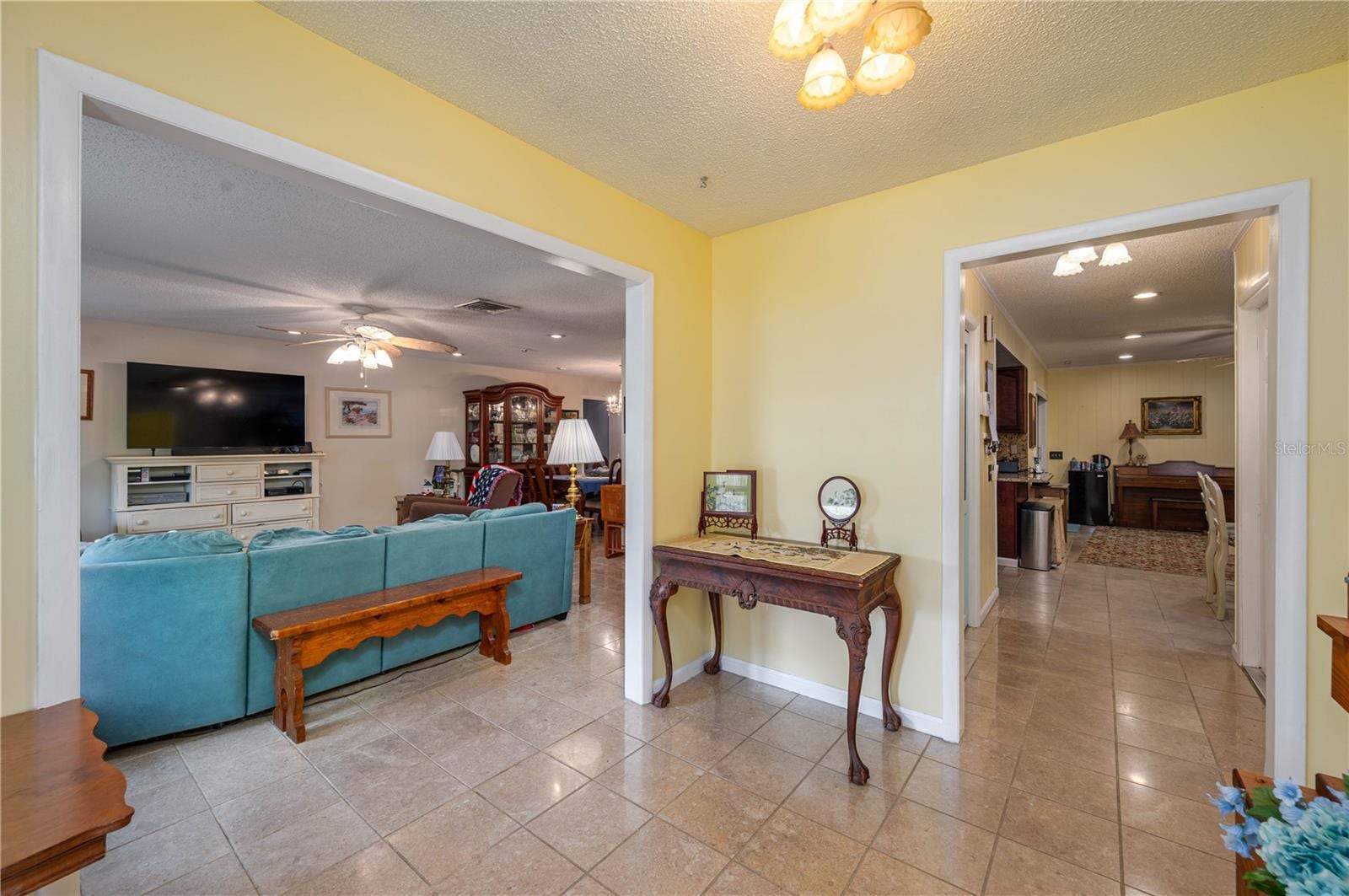 305 Hernando Rd photo 4