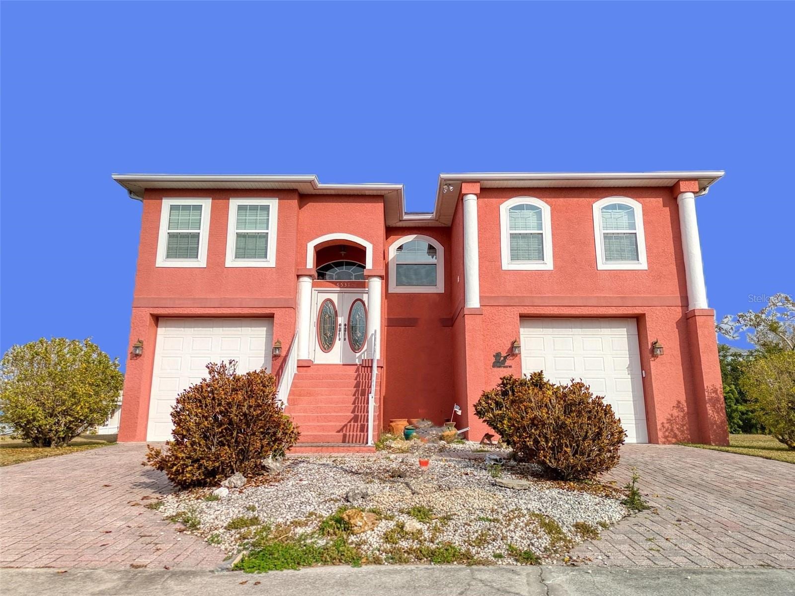 6531 Louise CT photo 3