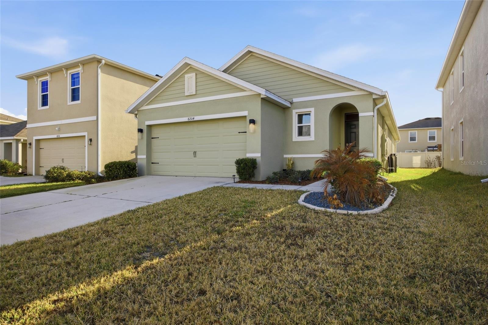 8204 Pelican Reed Cir photo 2