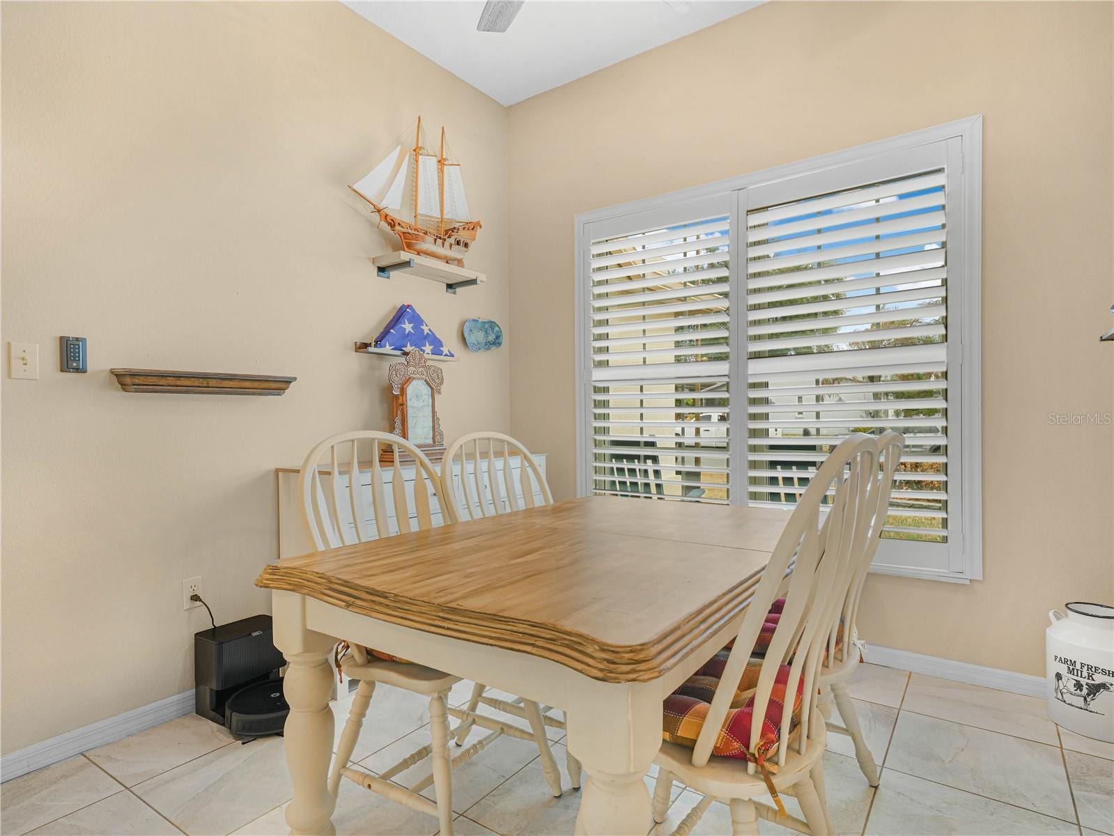 5888 Sandpipers Dr photo 3